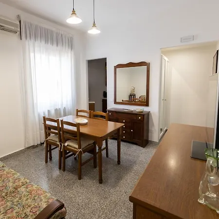 Appartamento Leonardo 2 Roccella Ionica